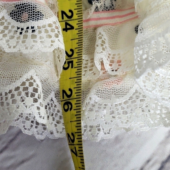 Vintage 50s Half Slip Embroiidered Flowers. Acetate GUC See Pics - Picture 7 of 15